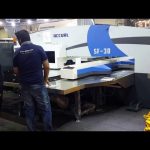 Yuqori sifatli servo cnc gidrotexnika qumli shlagba mashinalari