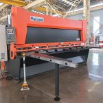 issiq savdo QC11K CNC gidravlik gilyotinni kesish mashinasi